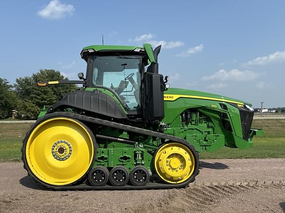 Image of John Deere 8RT 370 equipment image 3