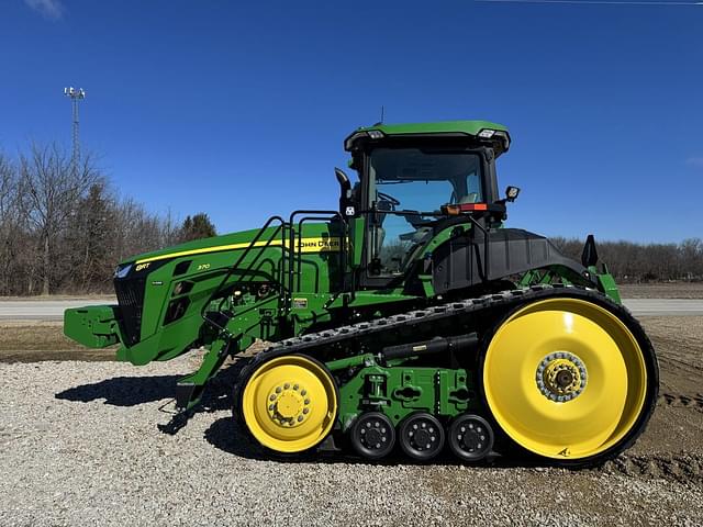 Image of John Deere 8RT 370 equipment image 1