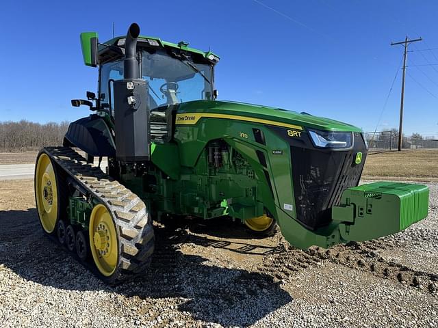 Image of John Deere 8RT 370 equipment image 3