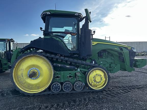 Image of John Deere 8RT 370 equipment image 2