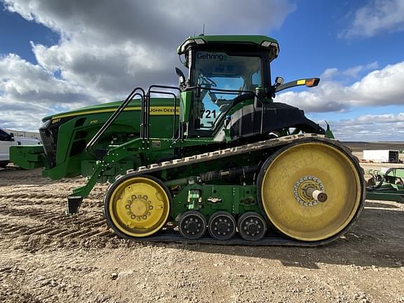 Image of John Deere 8RT 370 equipment image 2