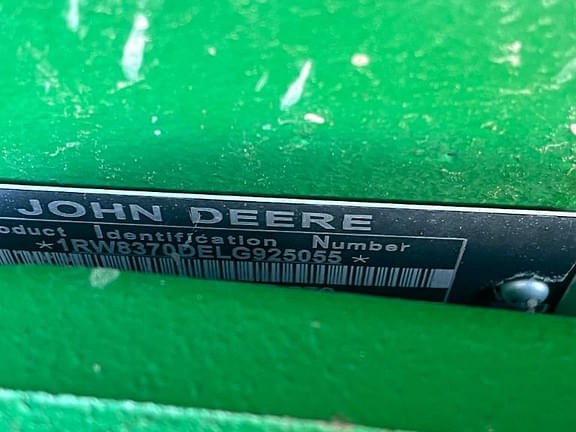 Image of John Deere 8RT 370 equipment image 4