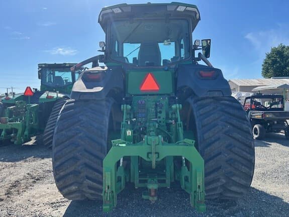 Image of John Deere 8RT 370 equipment image 1