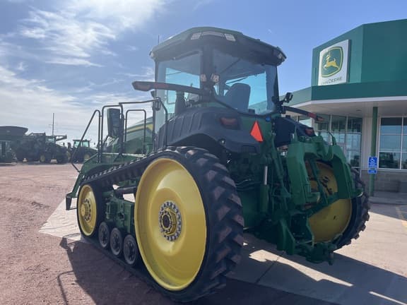 Image of John Deere 8RT 370 equipment image 4