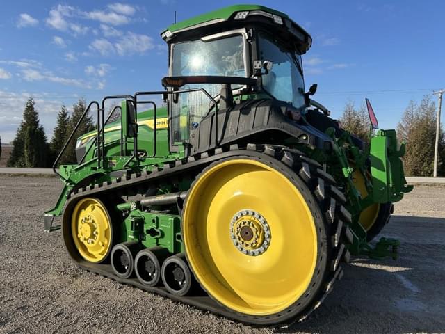 Image of John Deere 8RT 370 equipment image 4