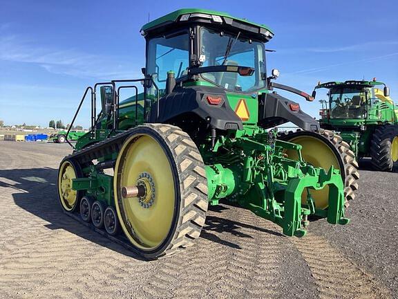 Image of John Deere 8RT 370 equipment image 2