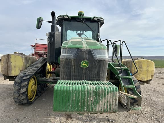 Image of John Deere 8RT 410 equipment image 2