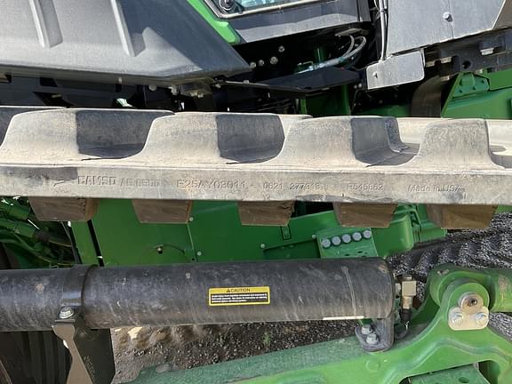 Image of John Deere 8RT 410 equipment image 3