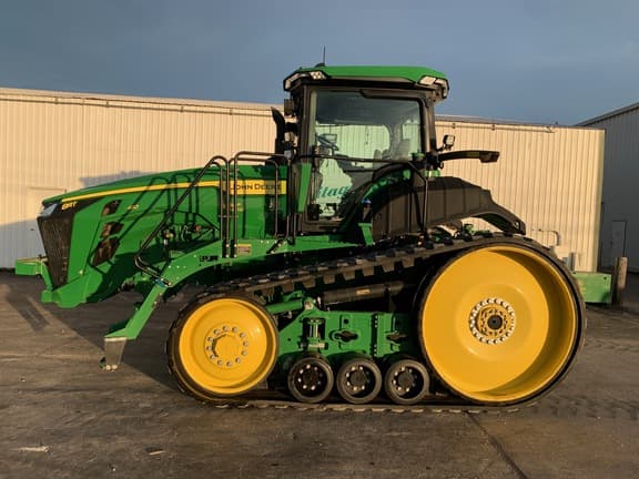 Image of John Deere 8RT 410 equipment image 1