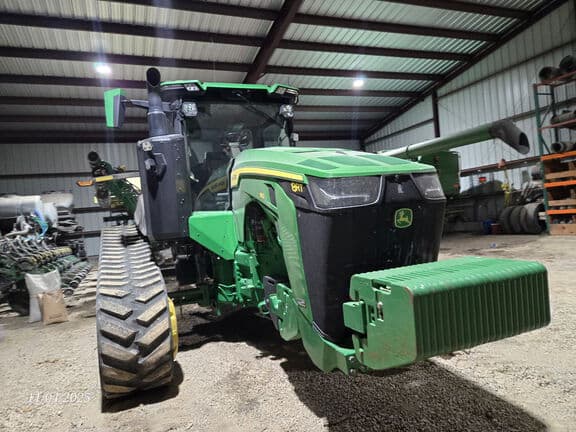 Image of John Deere 8RT 410 equipment image 1