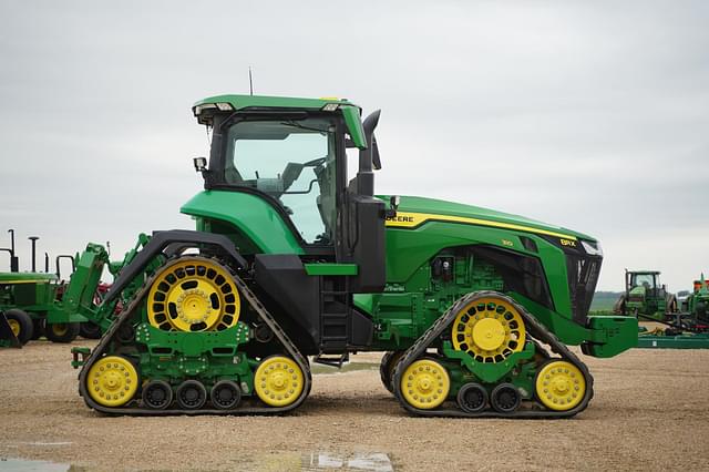 Image of John Deere 8RX 310 equipment image 3