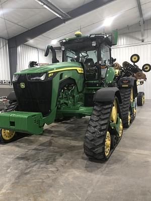 2021 John Deere 8RX 370 Image