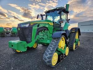 2021 John Deere 8RX 370 Image