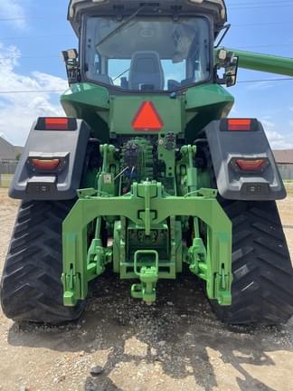 Image of John Deere 8RX 410 equipment image 2