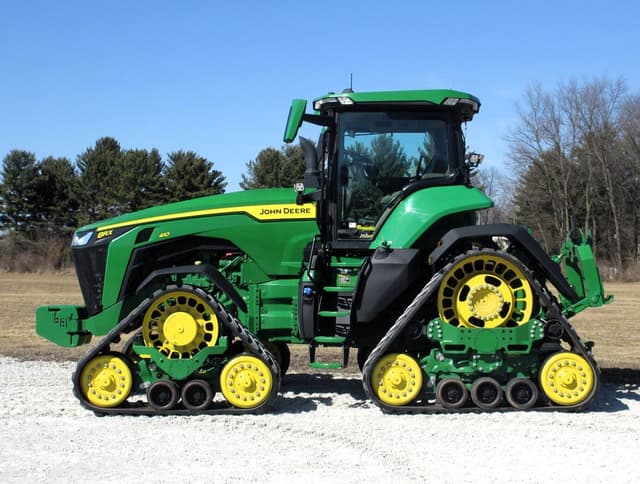 Image of John Deere 8RX 410 equipment image 2