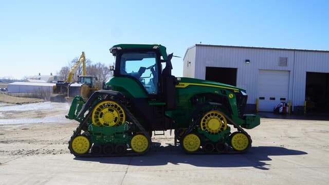 Image of John Deere 8RX 410 equipment image 4