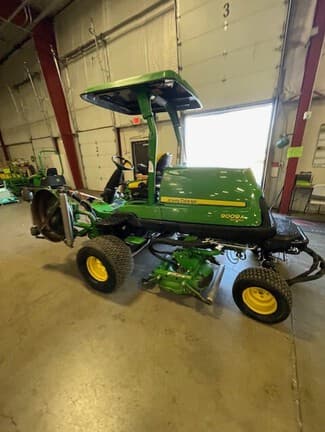 Image of John Deere 9009A equipment image 1