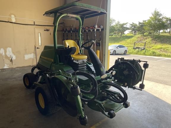 Image of John Deere 9009A equipment image 4