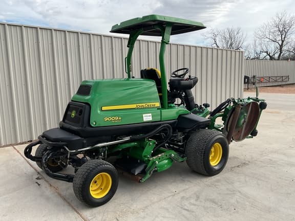 Image of John Deere 9009A equipment image 4
