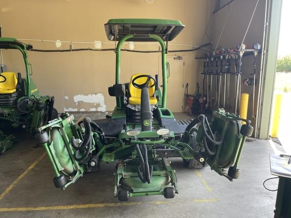 Image of John Deere 9009A equipment image 3