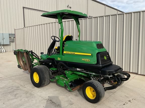 Image of John Deere 9009A equipment image 2