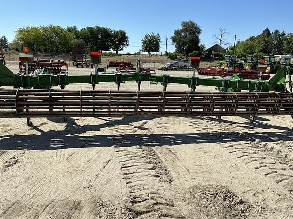 Image of John Deere 915 equipment image 1