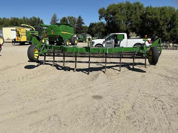 Image of John Deere 915 equipment image 3