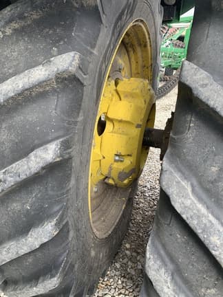 Image of John Deere 9420R equipment image 3