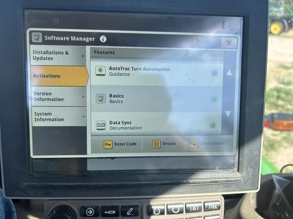 Image of John Deere 9470R equipment image 1