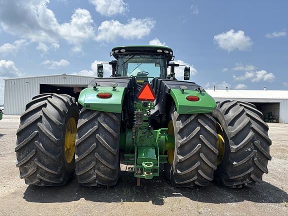 Image of John Deere 9520R equipment image 2