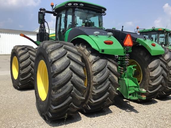 Image of John Deere 9520R equipment image 4