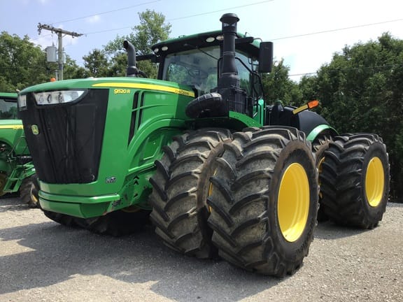 2021 John Deere 9520R Equipment Image0