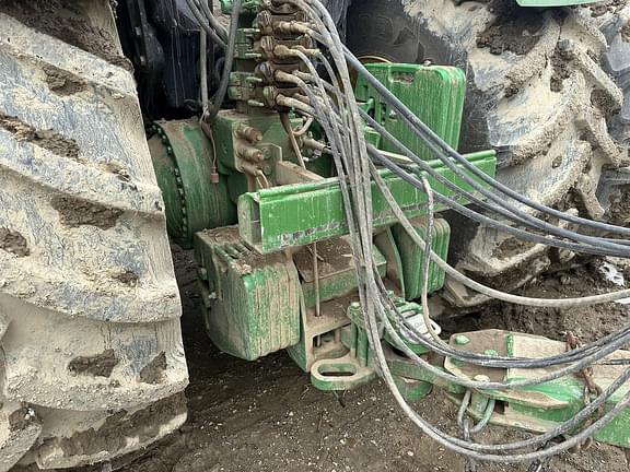 Image of John Deere 9520R equipment image 3