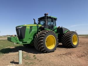 2021 John Deere 9520R Image