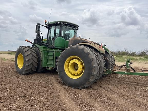 Image of John Deere 9520R equipment image 2