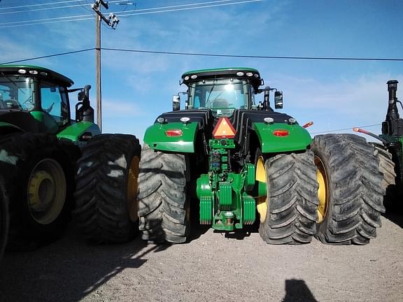Image of John Deere 9520R equipment image 3