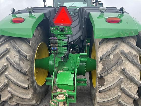 Image of John Deere 9520R equipment image 4