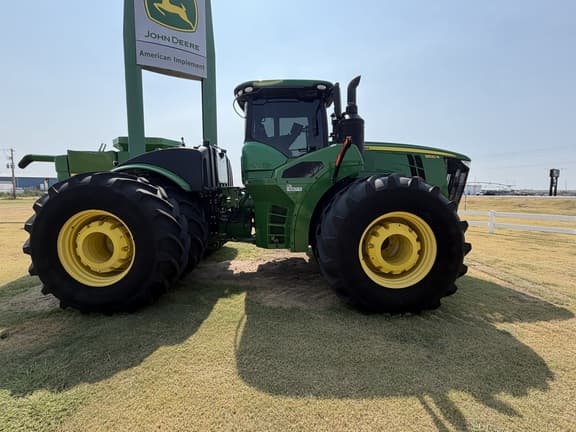 Image of John Deere 9520R equipment image 4