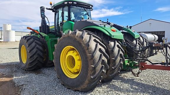 Image of John Deere 9520R equipment image 1