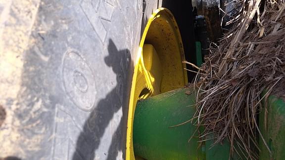 Image of John Deere 9520R equipment image 4