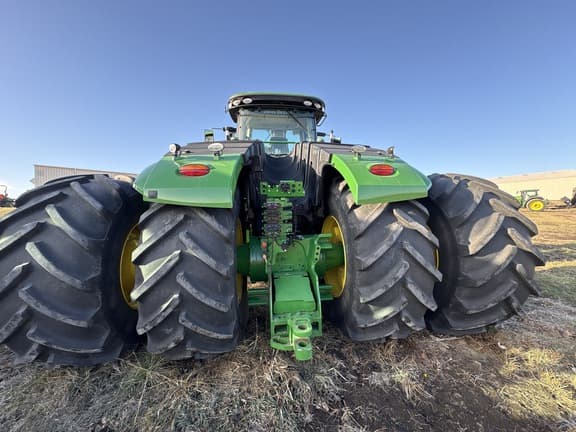 Image of John Deere 9520R equipment image 2