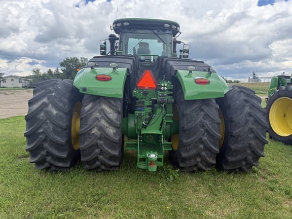 Image of John Deere 9520R equipment image 3