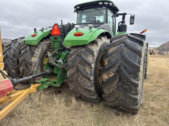 Image of John Deere 9520R equipment image 2