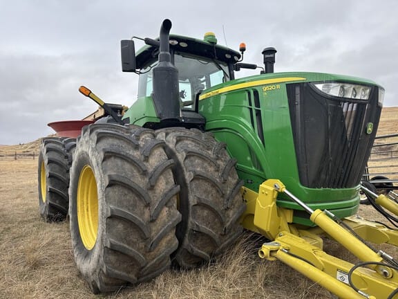 2021 John Deere 9520R Equipment Image0