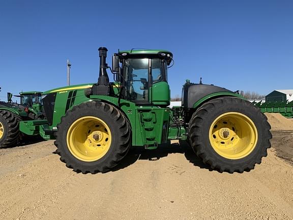 Image of John Deere 9520R equipment image 1