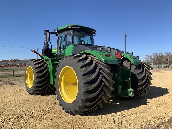 Image of John Deere 9520R equipment image 2