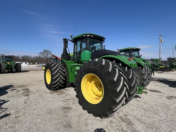 Image of John Deere 9520R equipment image 4