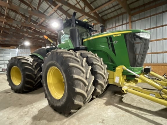 2021 John Deere 9520R Equipment Image0