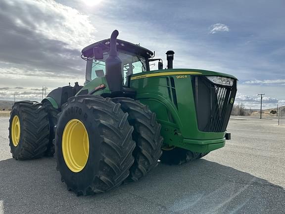 Image of John Deere 9520R equipment image 1