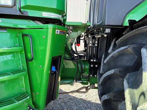 Image of John Deere 9520R equipment image 2